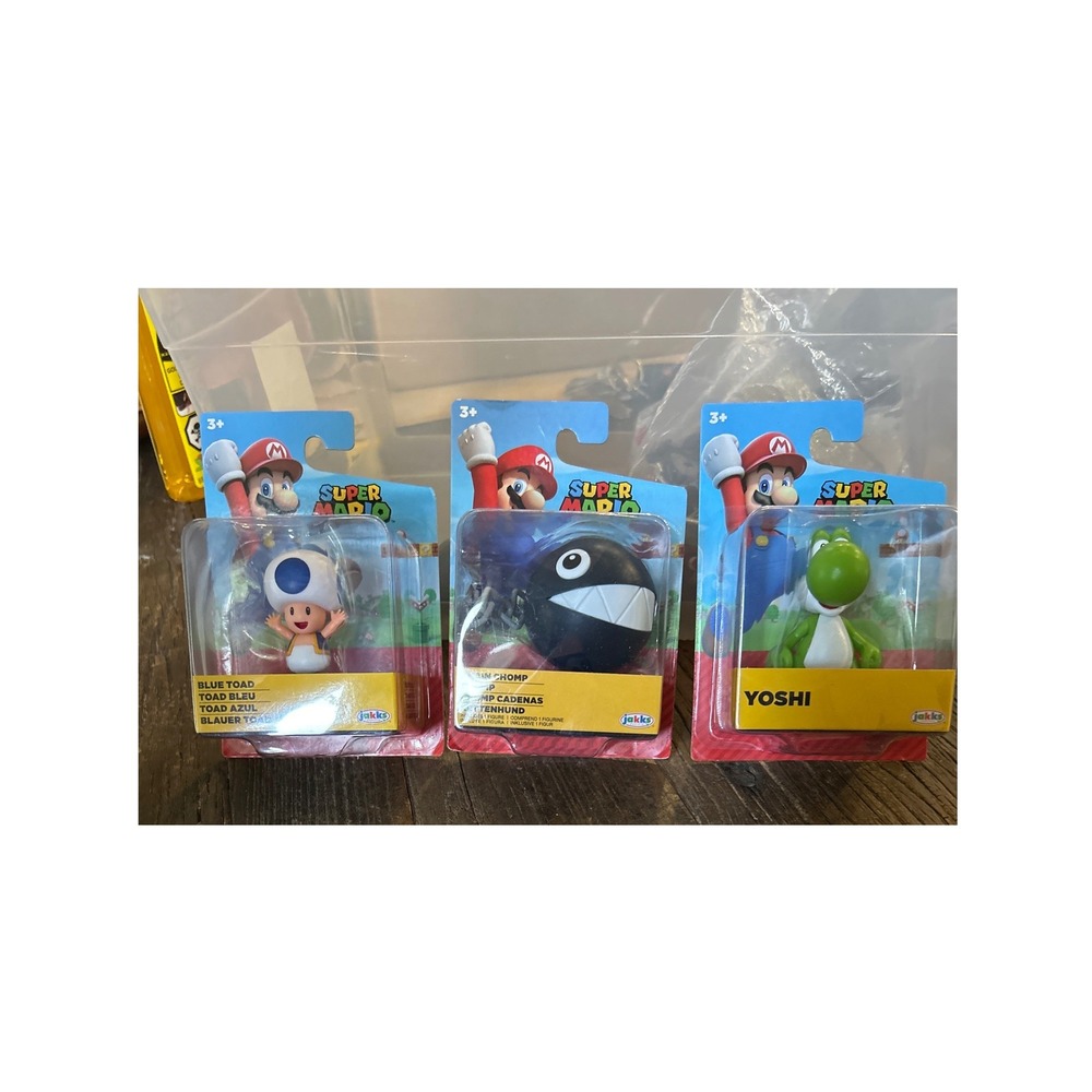 Jakks Pacific Super Mario 2.5 Inch Figures Lot Yoshi Blue Toad Chain Chomp NIB